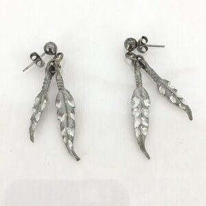 Bohemian Diamond Cut Feather Dangle Earrings Silver Tone Post Style Western